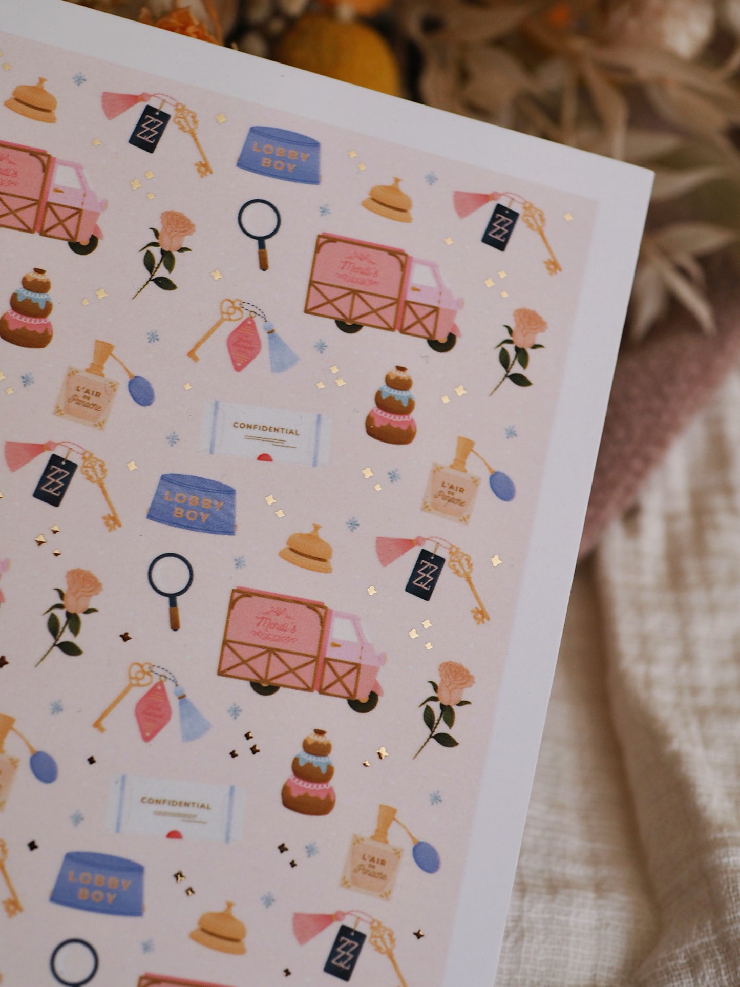 Carte postale avec dorure "The Grand Budapest Pattern"